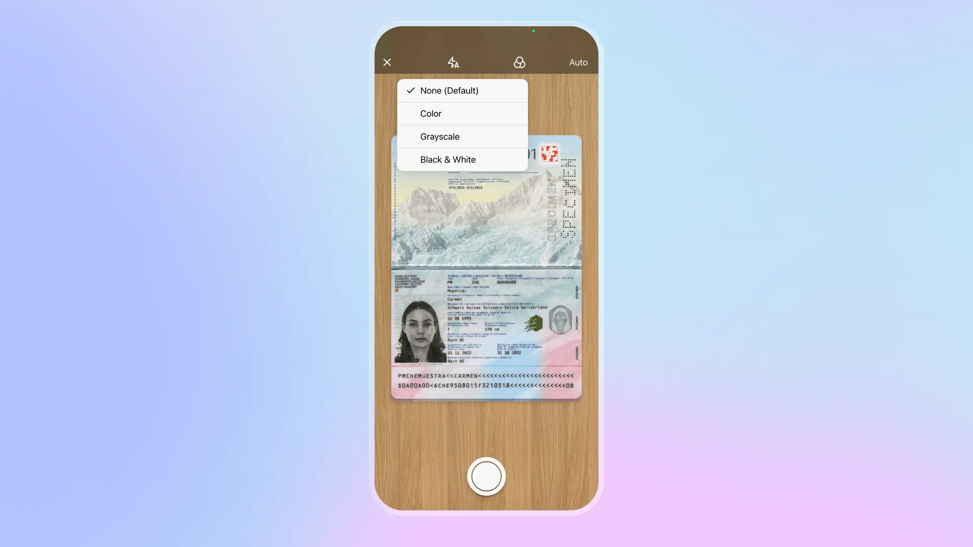 Schermata dell'app Folio per la scansione del passaporto con un passaporto svizzero e testo guida: Scansiona la pagina con foto del passaporto. Usa un'area ben illuminata e uno sfondo scuro uniforme.