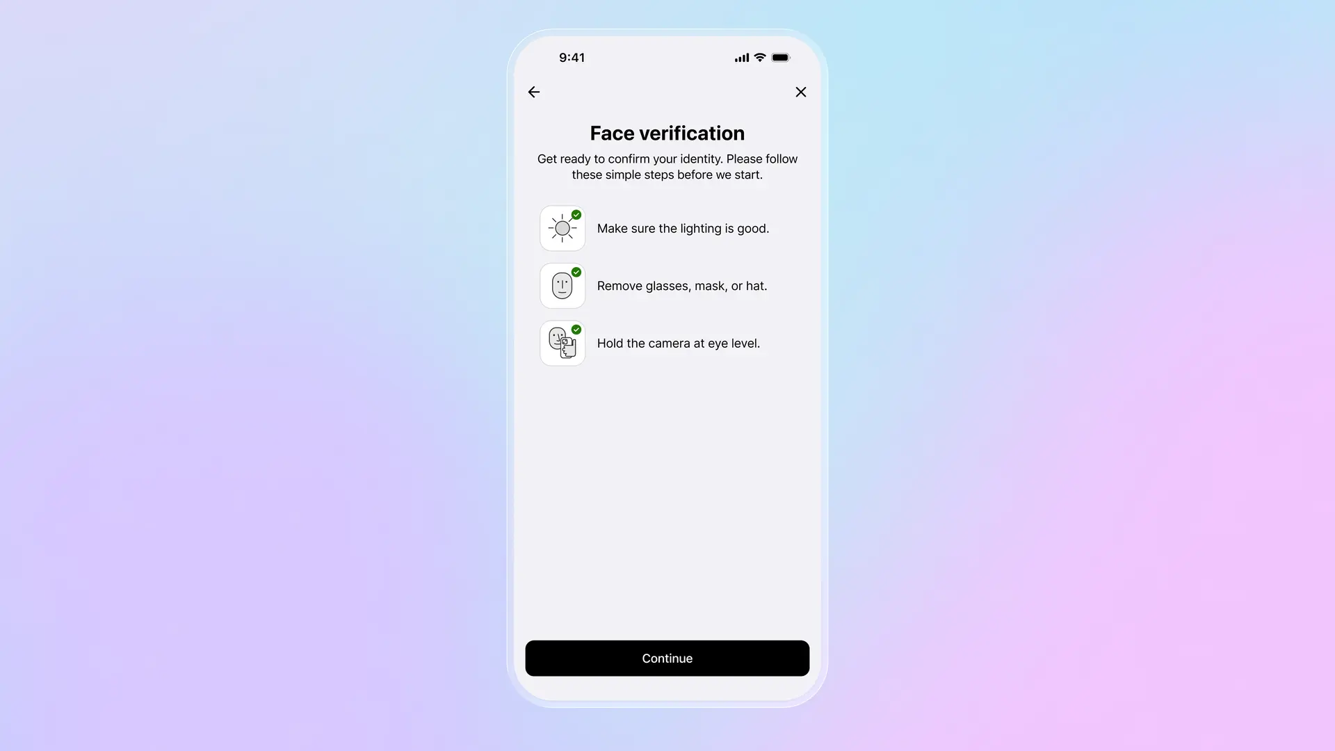 Schermata di verifica facciale nell'app Folio con checklist: buona illuminazione, rimozione occhiali/maschera/cappello, fotocamera ad altezza occhi